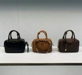 Picture of Miu Miu Handbags _SKUfw229392961fw